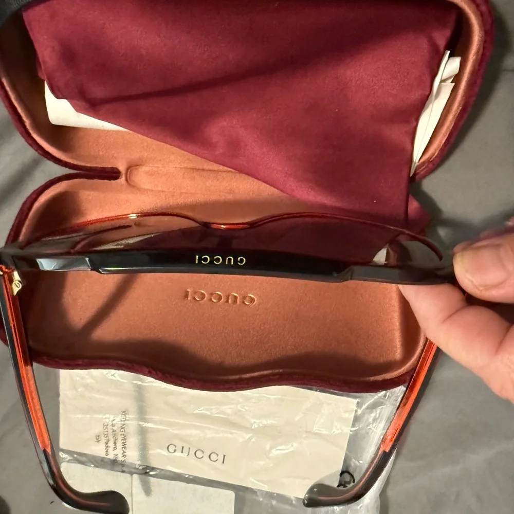 Gucci men’s  Sunglasses - Brown - Picture 7 of 7